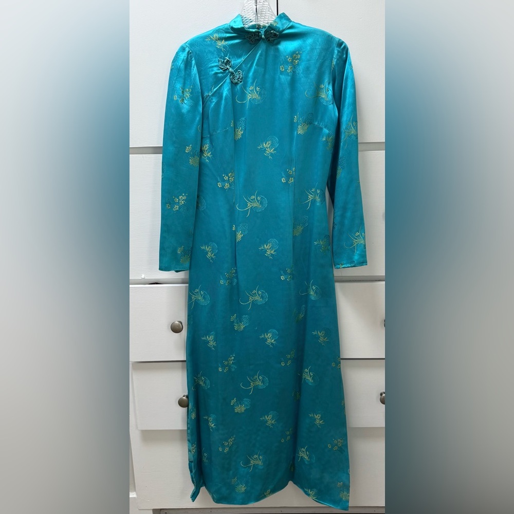 Vintage/Antique Oriental Style Rayon Teal Dress Made in Hong Kong in Size 8